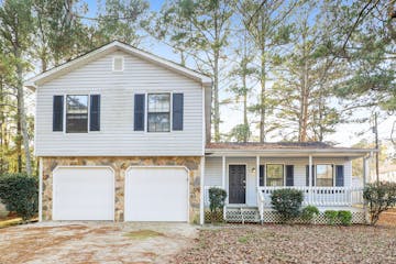 284 Independence Dr Jonesboro, GA 30238